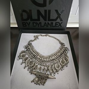 Dylanlex necklace